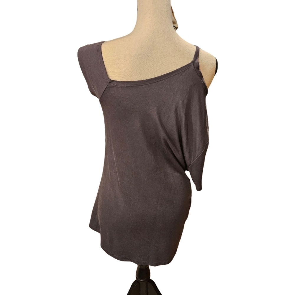 818 Cut Out Gray Shirt - Picture 8 of 11